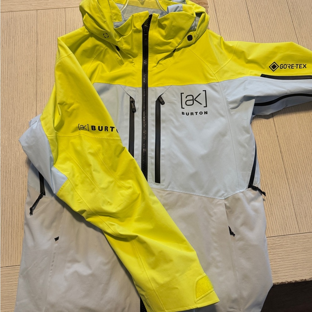 AK burton ski jacket